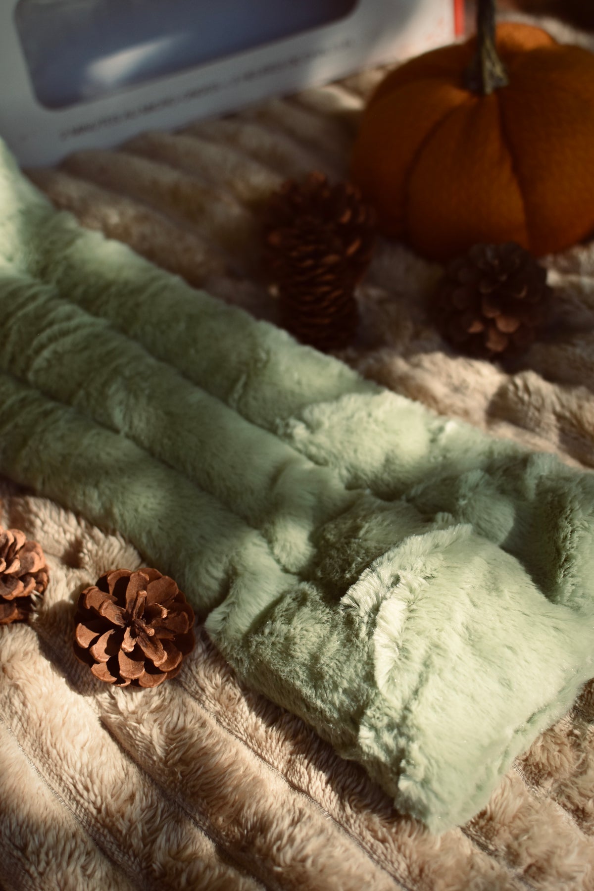 Bandeau bouillotte vert pastel au blé & lavande – Fabriquée en France 🇫🇷