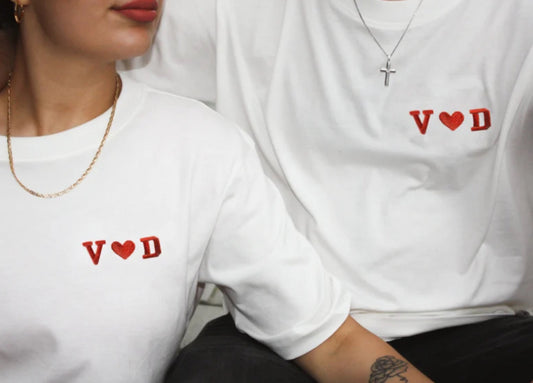 T-shirt blanc personnalisé Saint-Valentin ❤️🥂 / Femme